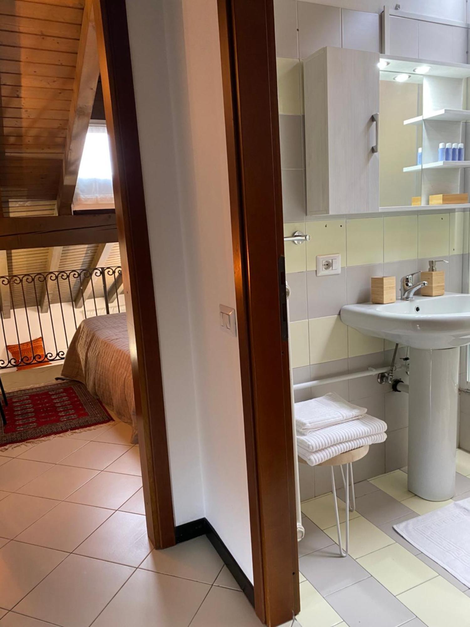 La Mansardina Di San Leonardo Apartment Бергамо Екстериор снимка